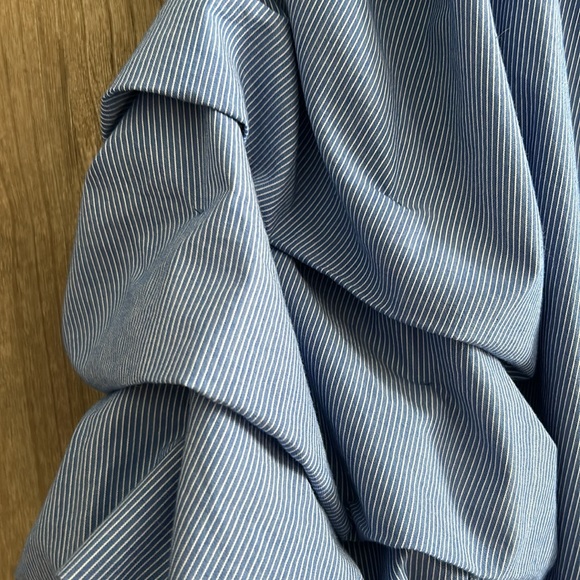 Philosophy Blouse - Picture 3 of 6